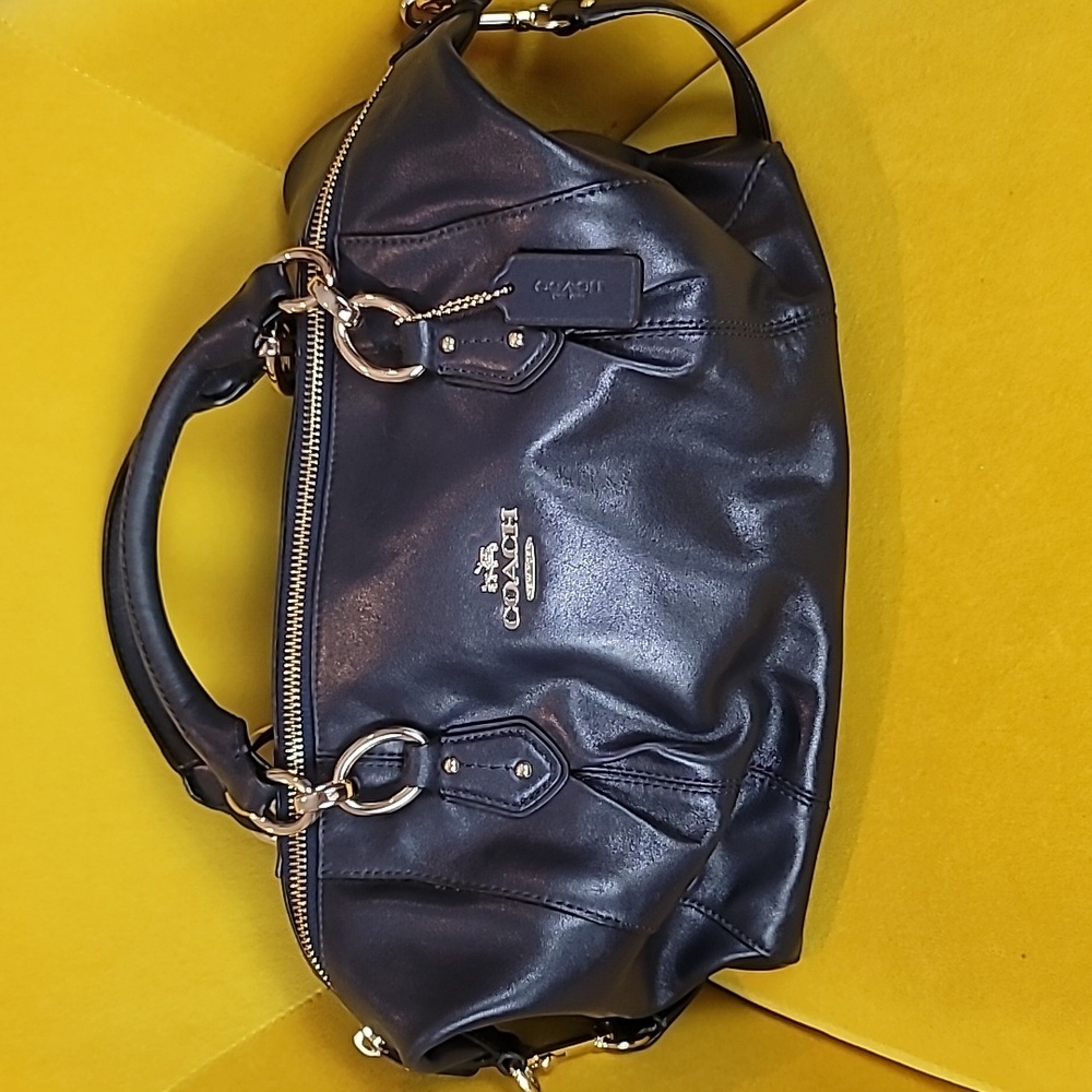 ⛔️SOLD⛔️Coach soft leather bag, Navy Blue